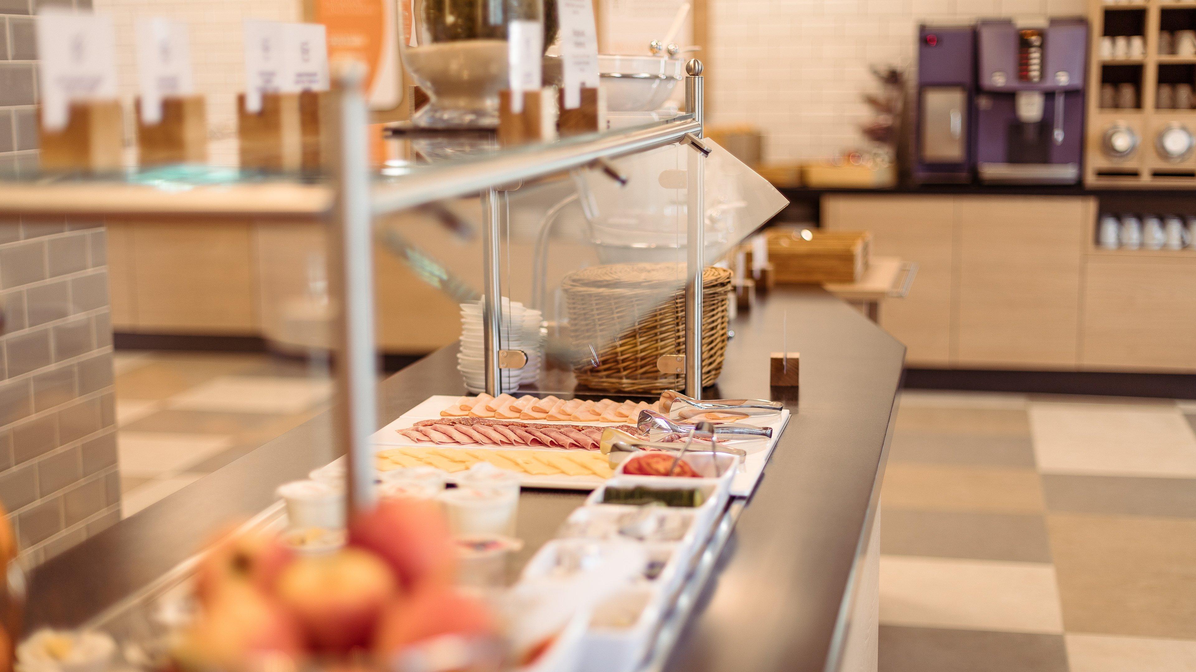 Holiday Inn Express Luzern-Neuenkirch By Ihg Rothenburg Ngoại thất bức ảnh