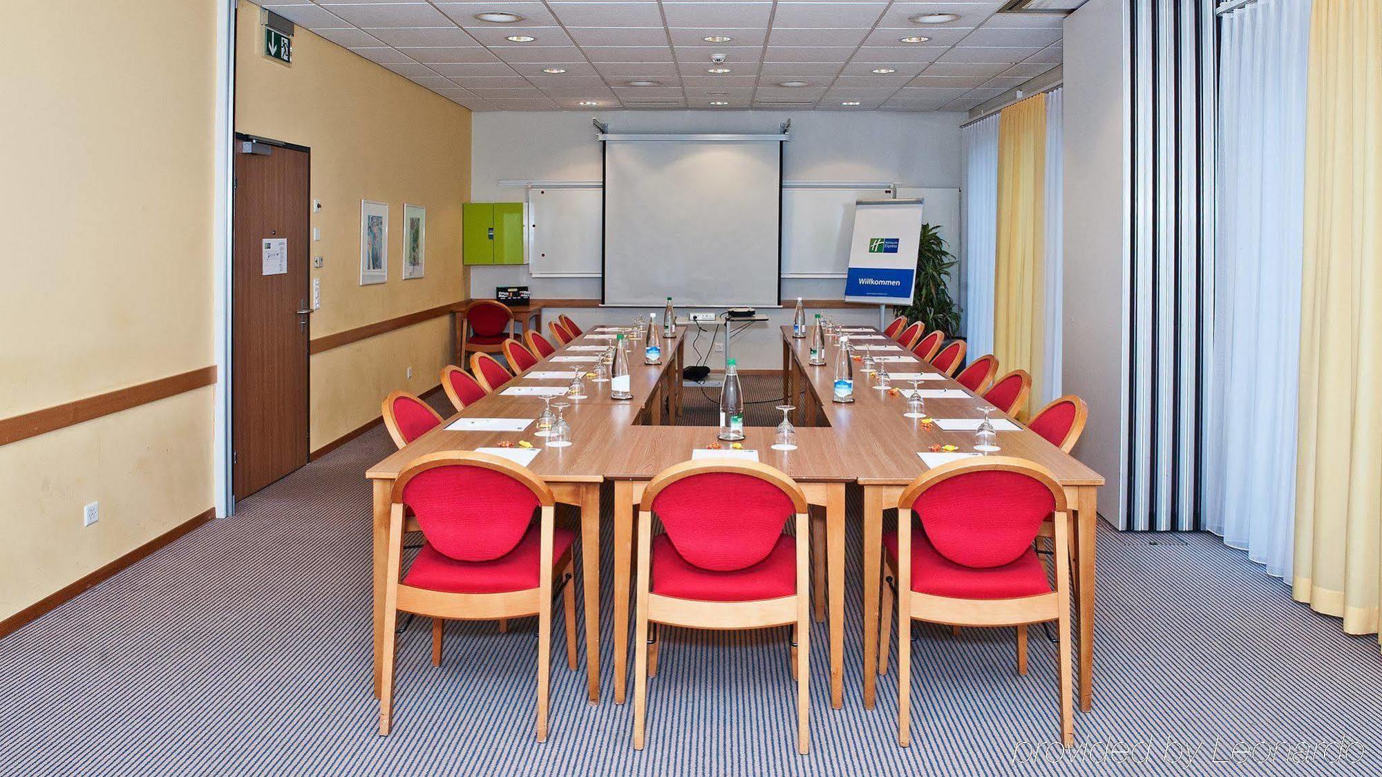 Holiday Inn Express Luzern-Neuenkirch By Ihg Rothenburg Ngoại thất bức ảnh